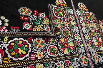 Zástěra Viktorie se stinkem 7000,-Kč